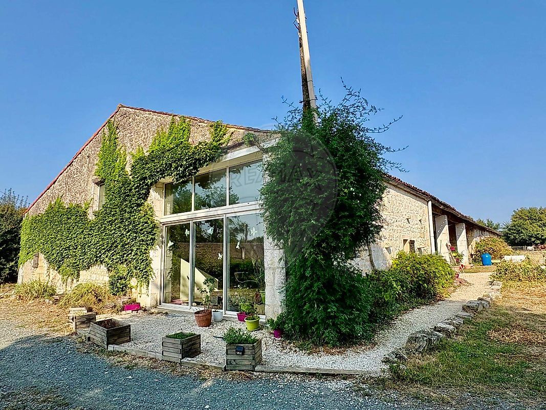 Maison 5 pièces 190 m² · à Écurat · 190 m² · 419 000 €