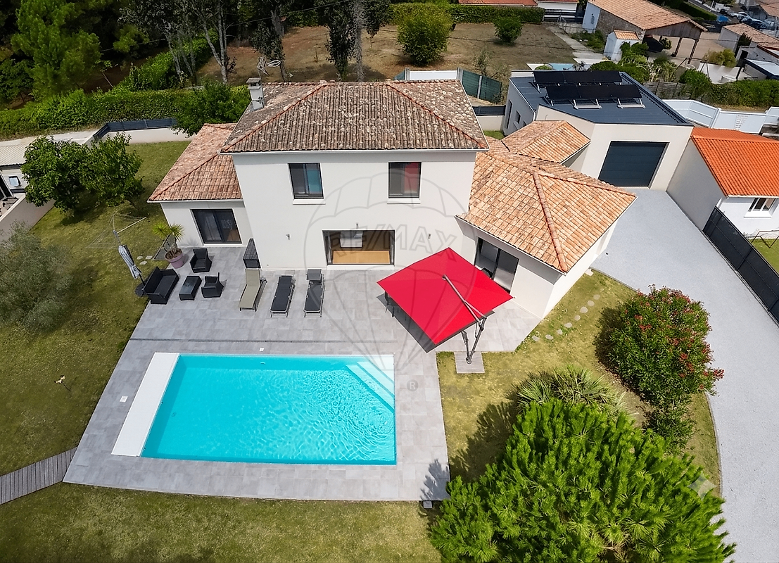 Maison 5 pièces 164 m² · à Les Mathes · 164 m² · 745 000 €