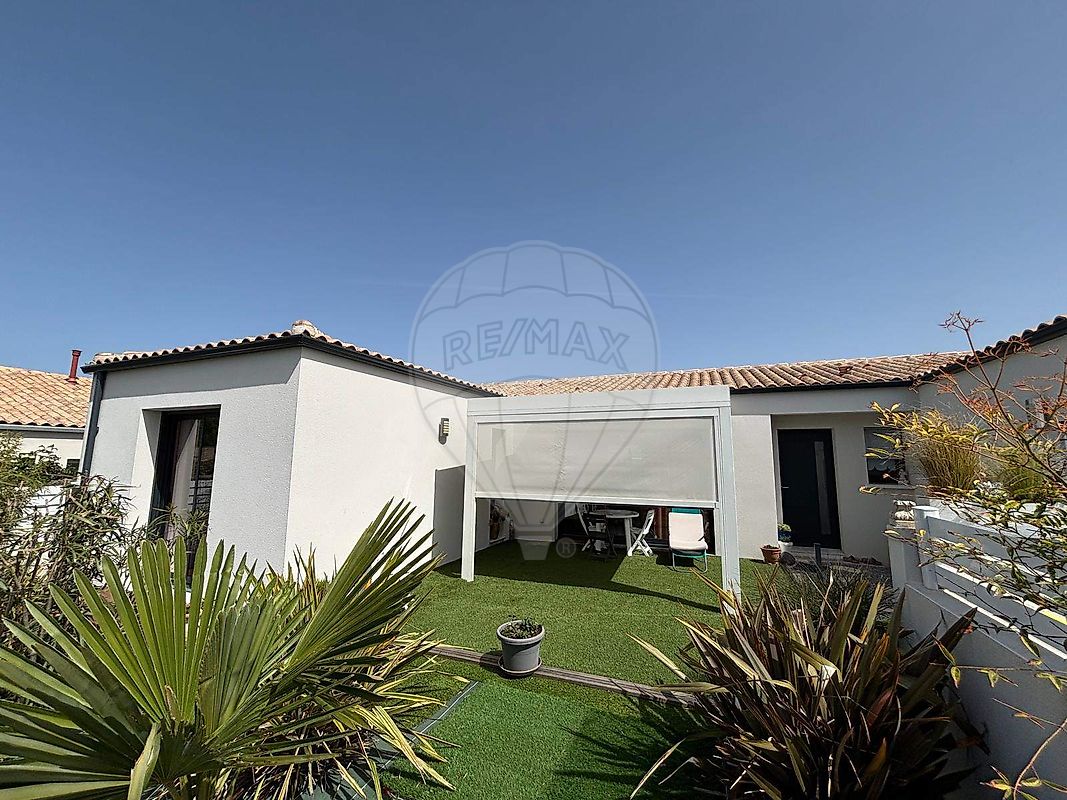 Maison 90 m² · à Saint-Augustin · 90 m² · 398 000 €