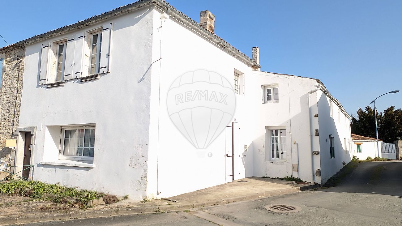 Maison 10 pièces 280 m² · à Nieulle-sur-Seudre · 280 m² · 250 000 €