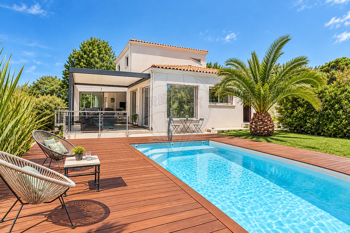 Maison 222 m² · à Les Mathes · 222 m² · 780 000 €