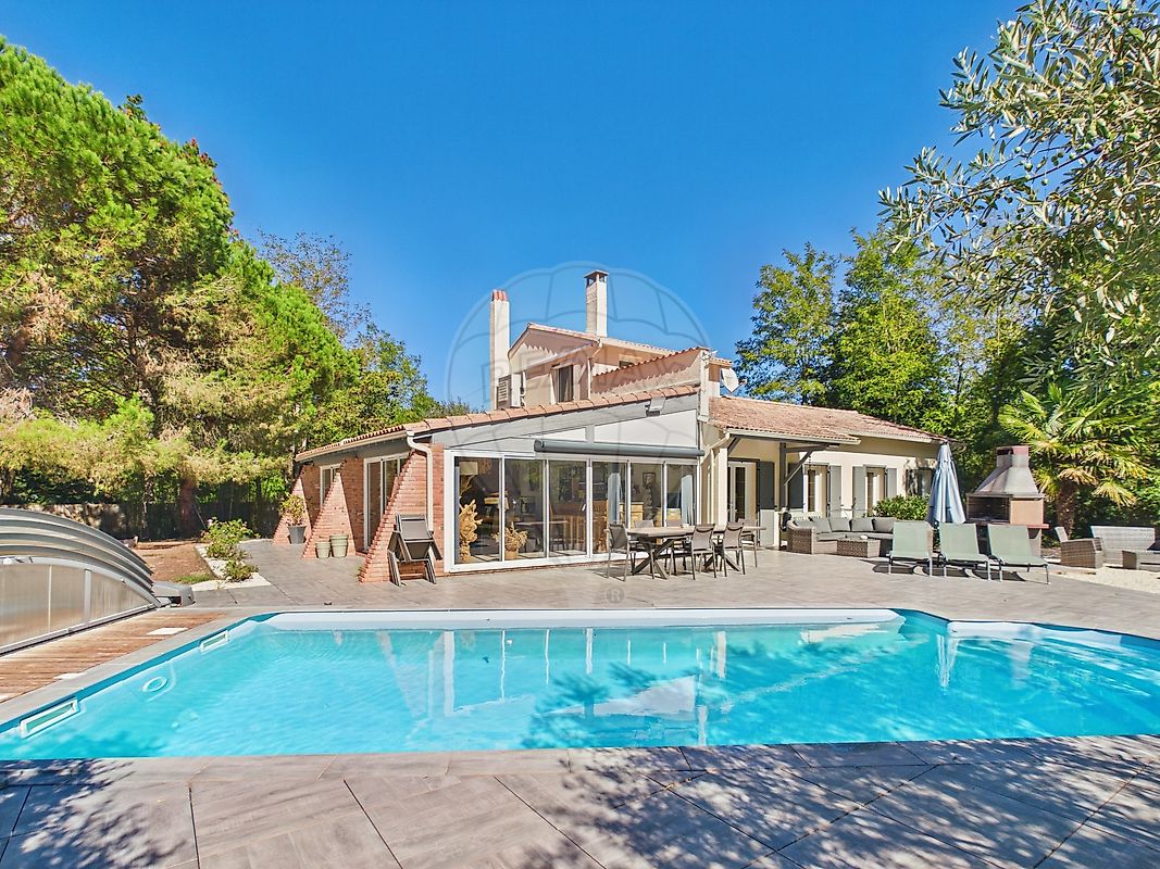 Maison 8 pièces 283 m² · à La Tremblade · 283 m² · 890 000 €