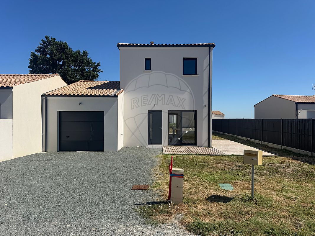 Maison 4 pièces 90 m² · à Étaules · 90 m² · 299 000 €