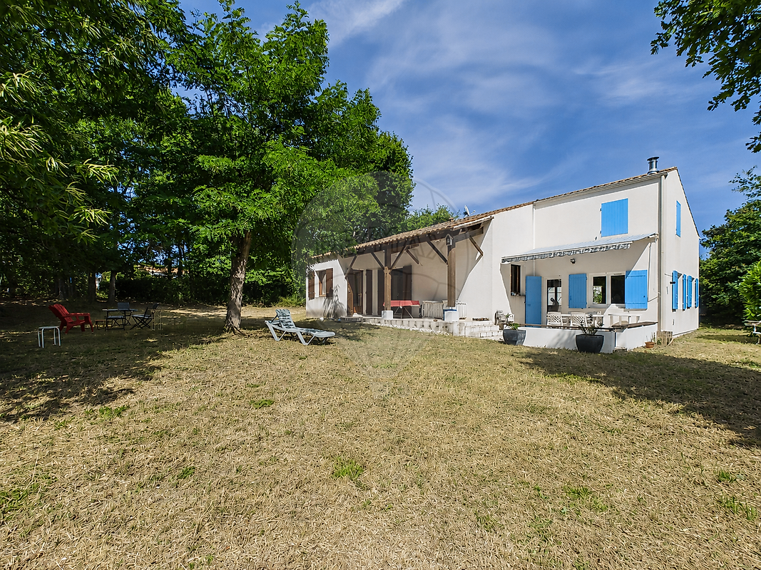 Maison 7 pièces 113 m² · aux Mathes · 113 m² · 420 000 €
