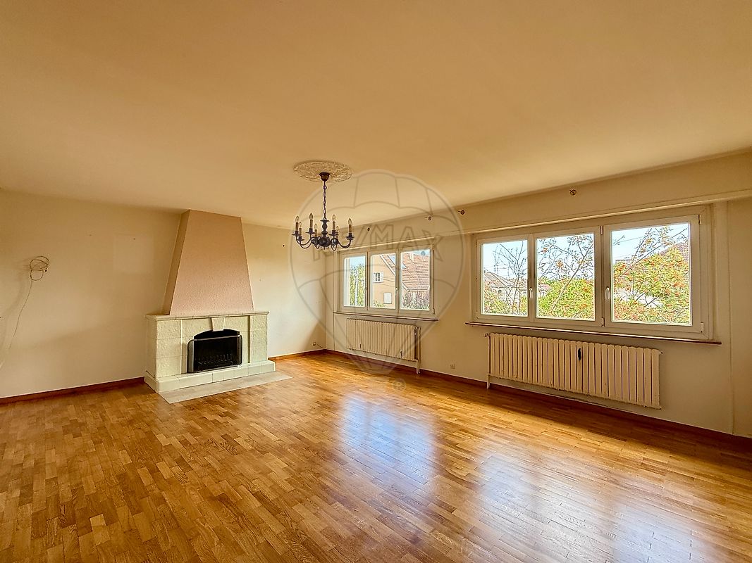 Maison 215 m² · à Wettolsheim · 215 m² · 399 900 €