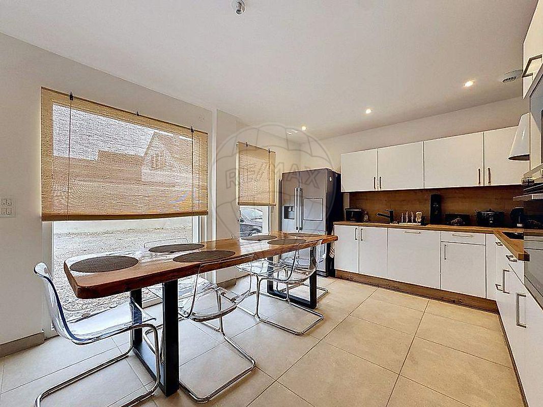 Maison 156 m² · à Houssen · 156 m² · 355 000 €
