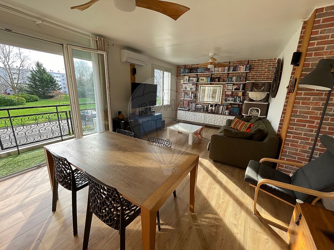 Appartement 10 pièces 66 m² · à Mérignac · 66 m² · 215 000 €