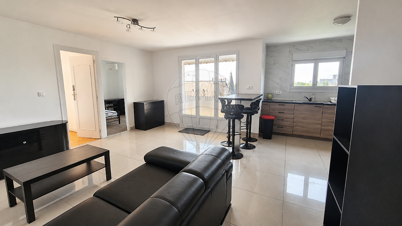 Appartement 80 m² · à Bordeaux · 80 m² · 575 €