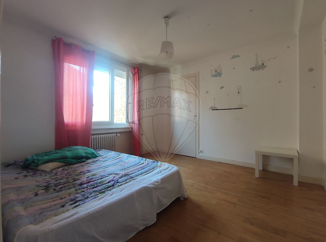 Appartement à vendre , 4 pièces - Saint-Étienne 42000