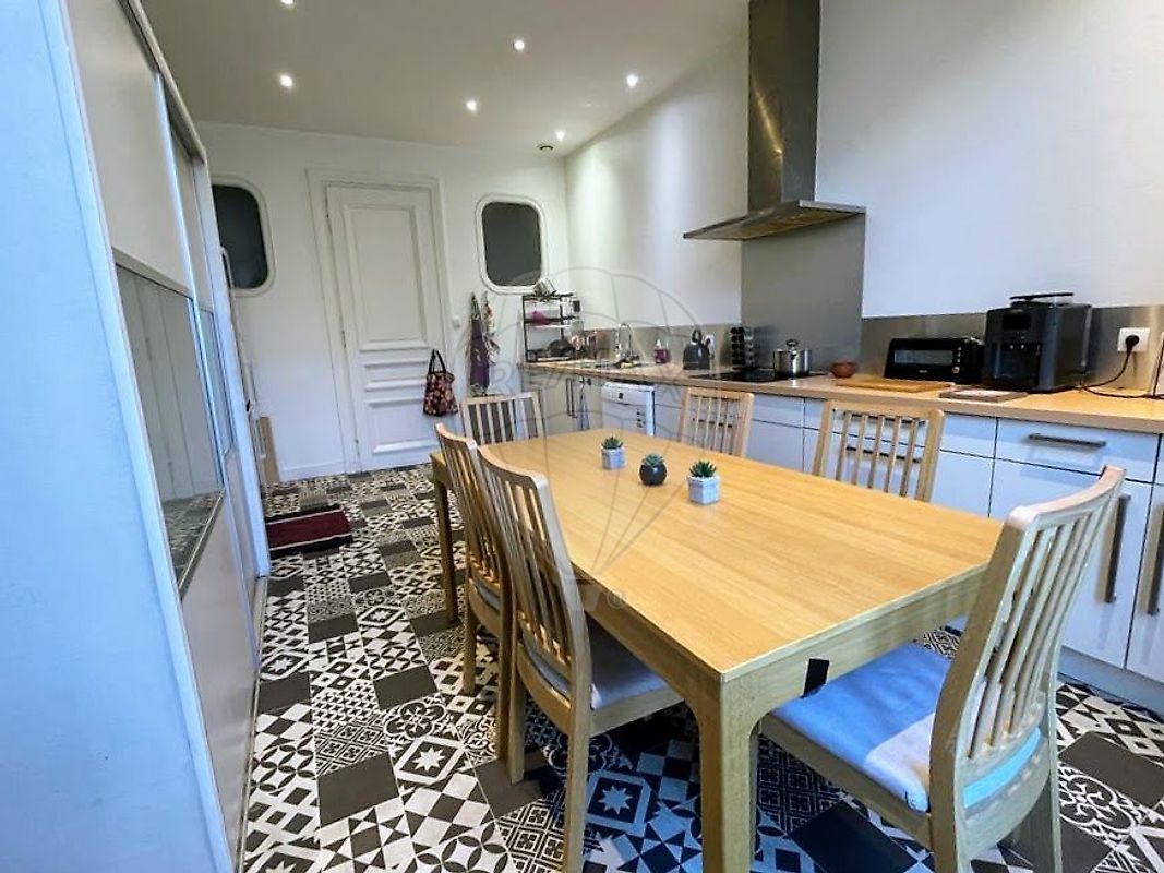 Appartement à vendre , 8 pièces - Saint-Étienne 42000