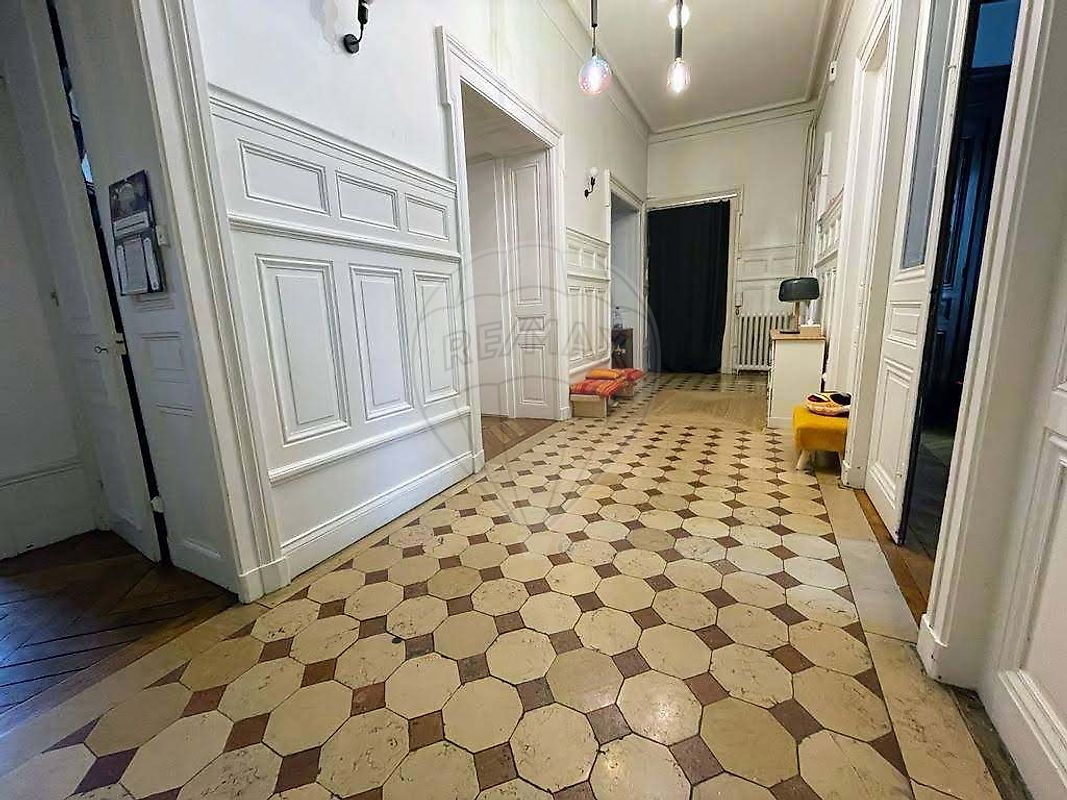 Appartement à vendre , 8 pièces - Saint-Étienne 42000