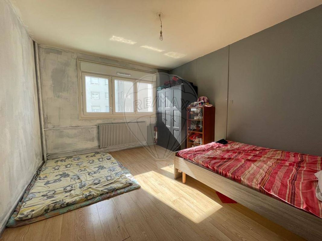 Appartement à vendre, 1 pièce - Saint-Étienne 42000