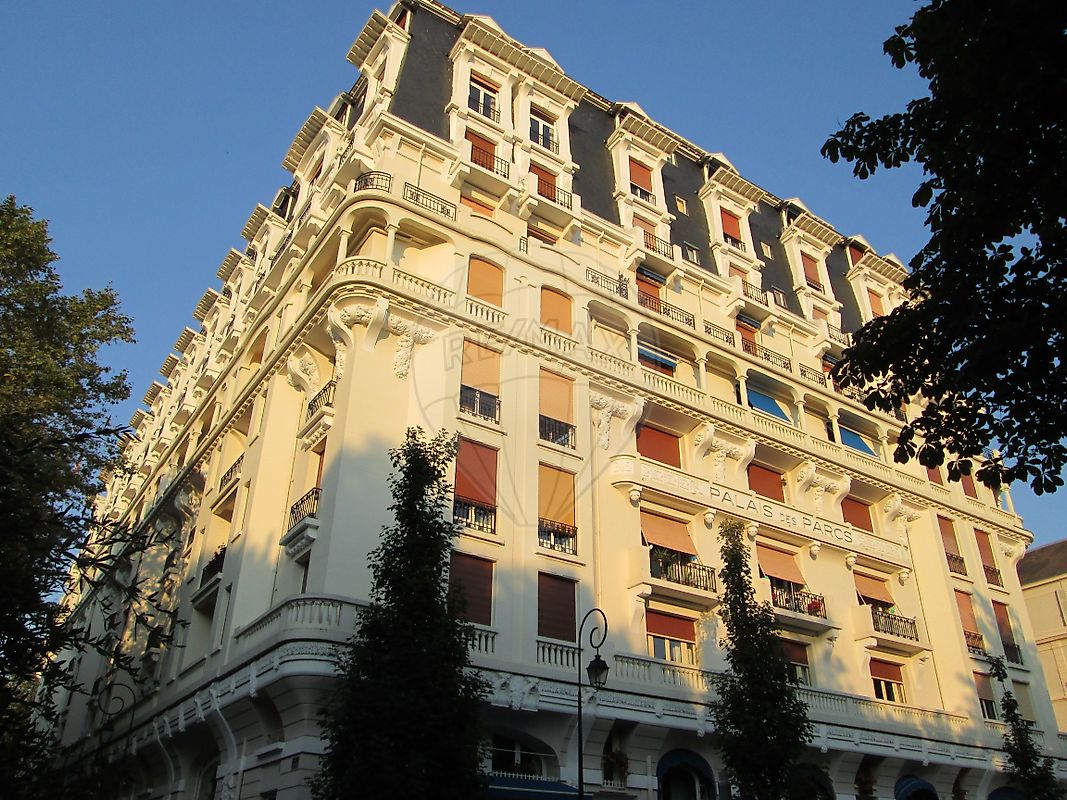 Appartement 9 pièces 170 m² · à Vichy · 170 m² · 283 000 €