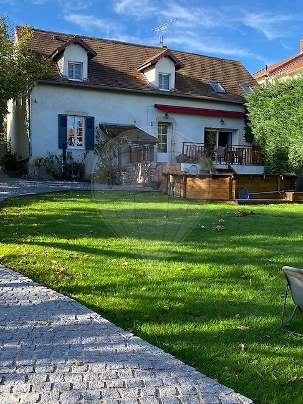 Maison 6 pièces 158 m² · à Bellerive-sur-Allier · 158 m² · 514 000 €