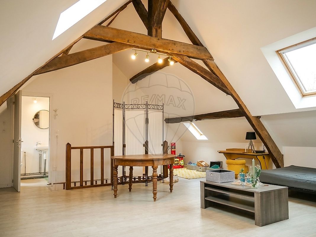 Immeuble 3 pièces 270 m² · à Saint-Pourçain-sur-Sioule · 270 m² · 155 000 €