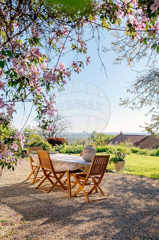 Maison 150 m² · à Mazerier · 150 m² · 264 000 €