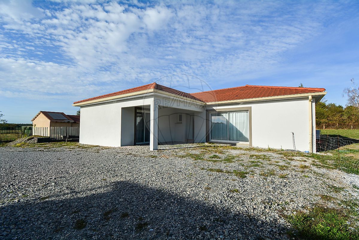 Maison 4 pièces 133 m² · à Vendat · 133 m² · 262 500 €