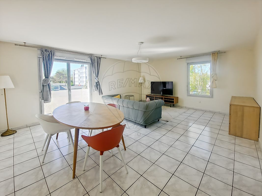 Appartement 5 pièces 86 m² · à Nantes · 86 m² · 1 204 €