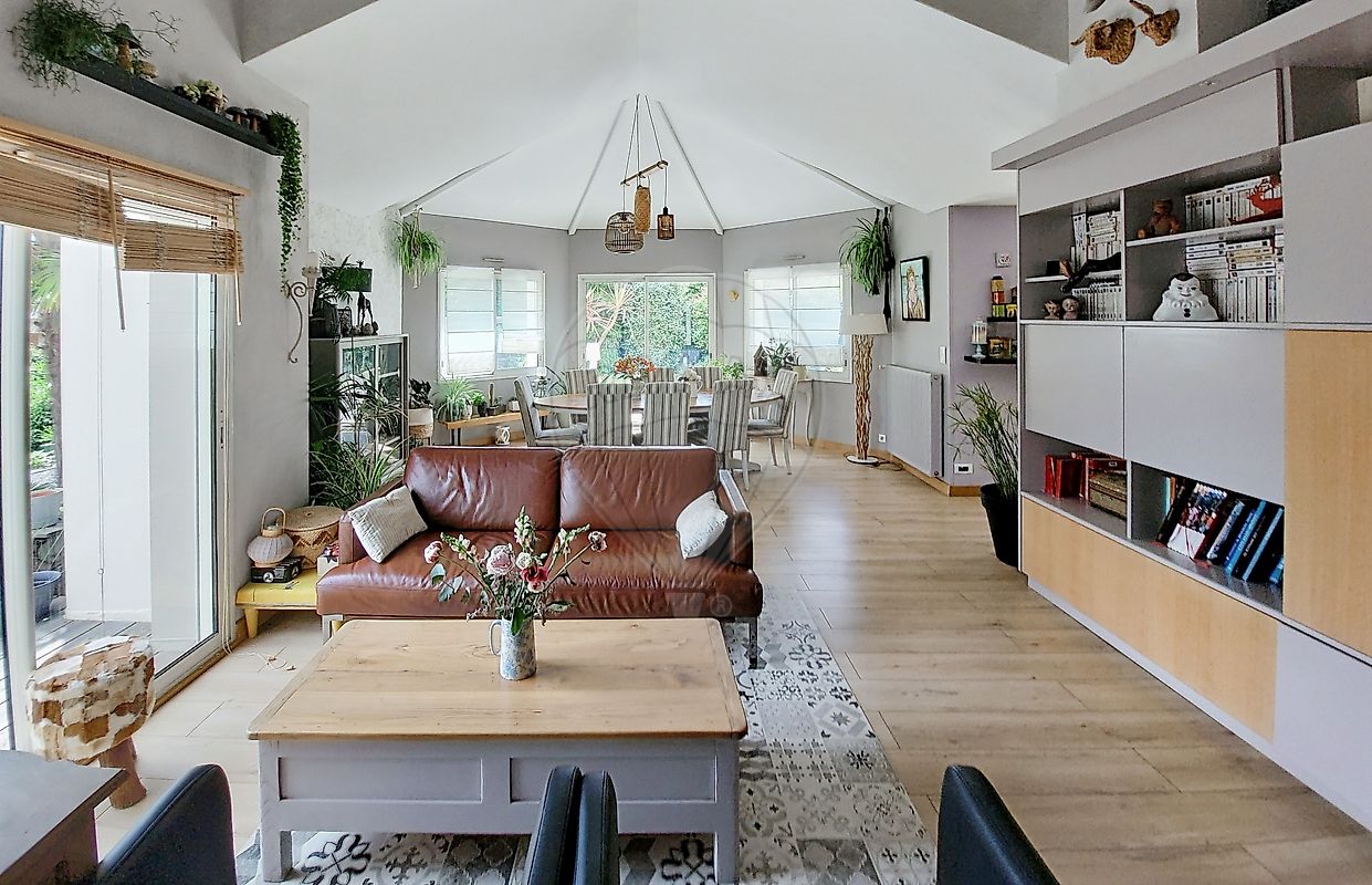 Maison 15 pièces 172 m² · à Sainte-Luce-sur-Loire · 172 m² · 605 000 €