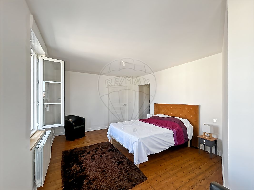 Maison 5 pièces 136 m² · à Val en Vignes · 136 m² · 164 300 €