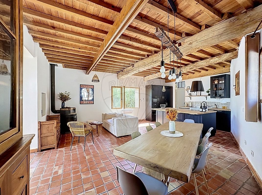 Maison 5 pièces 136 m² · à Pézilla-la-Rivière · 136 m² · 345 000 €