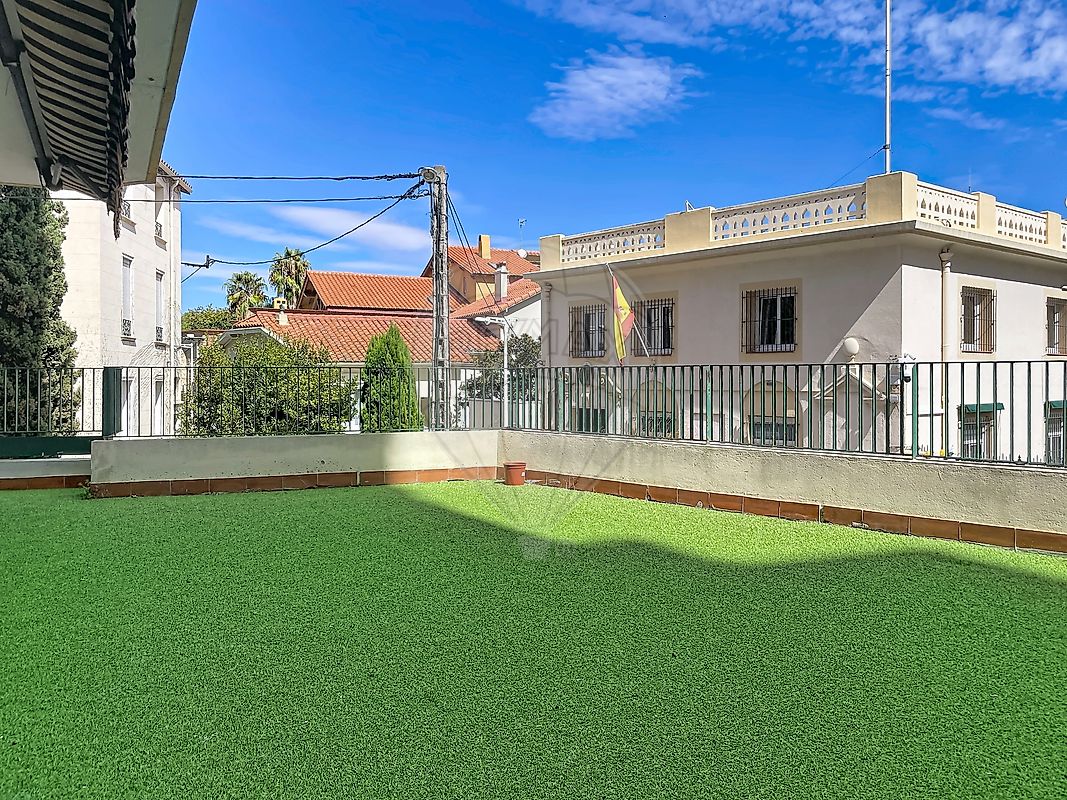 Appartement 147 m² · à Perpignan · 147 m² · 220 000 €