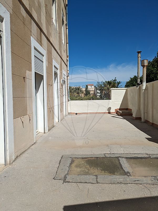 Appartement 3 pièces 75 m² · à Marseille 7ème · 75 m² · 1 610 €