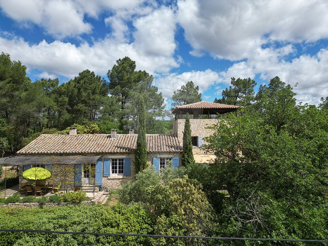 Maison 6 pièces 220 m² · à Gordes · 220 m² · 1 200 000 €