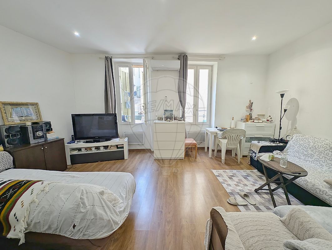 Appartement 2 pièces 48 m² · à Marseille 2ème · 48 m² · 111 700 €