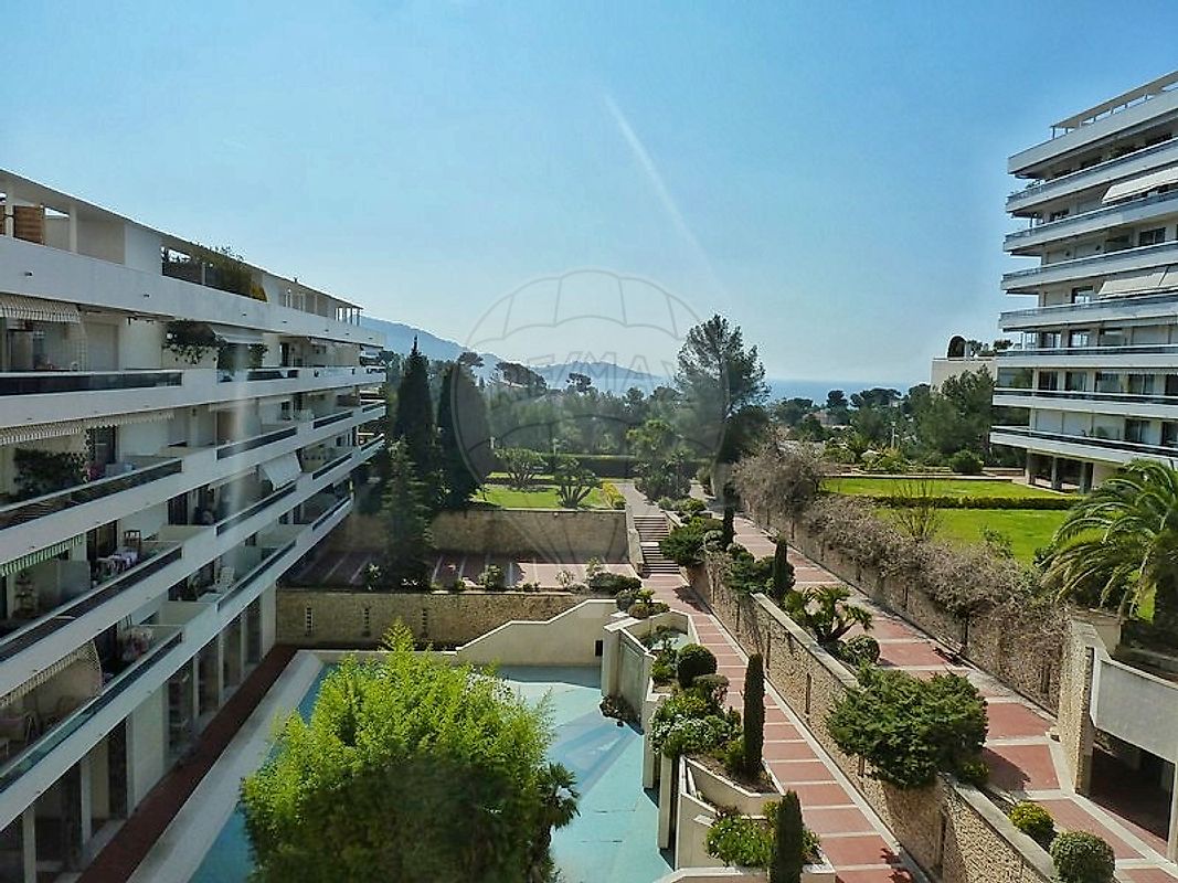Appartement 26 m² · à Marseille 8ème · 26 m² · 795 €/mois