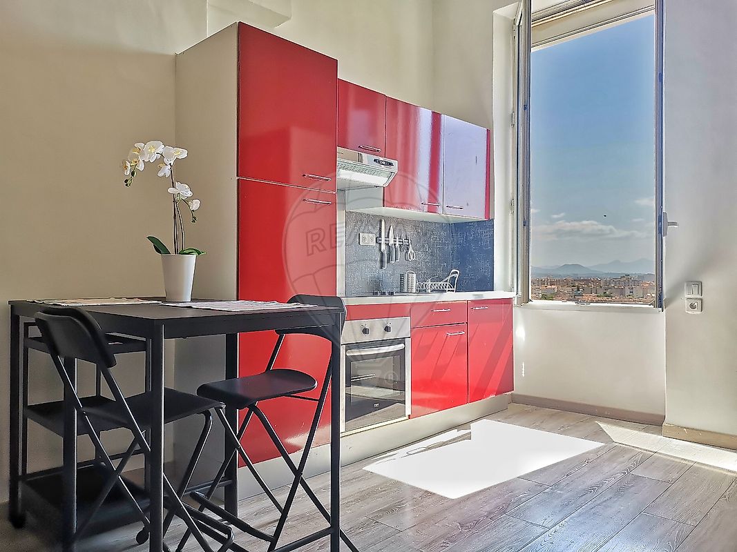 Appartement 1 pièce 35 m² · à Marseille 6ème · 35 m² · 670 €/mois
