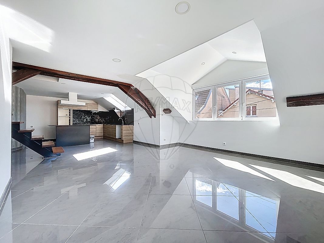 Appartement 6 pièces 119 m² · à Héricourt · 119 m² · 135 000 €