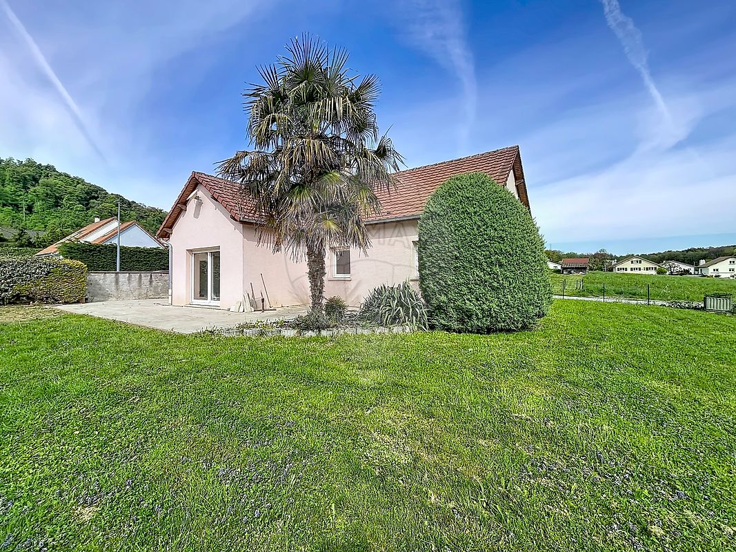 Maison 6 pièces 117 m² · à Le Vernoy · 117 m² · 247 000 €