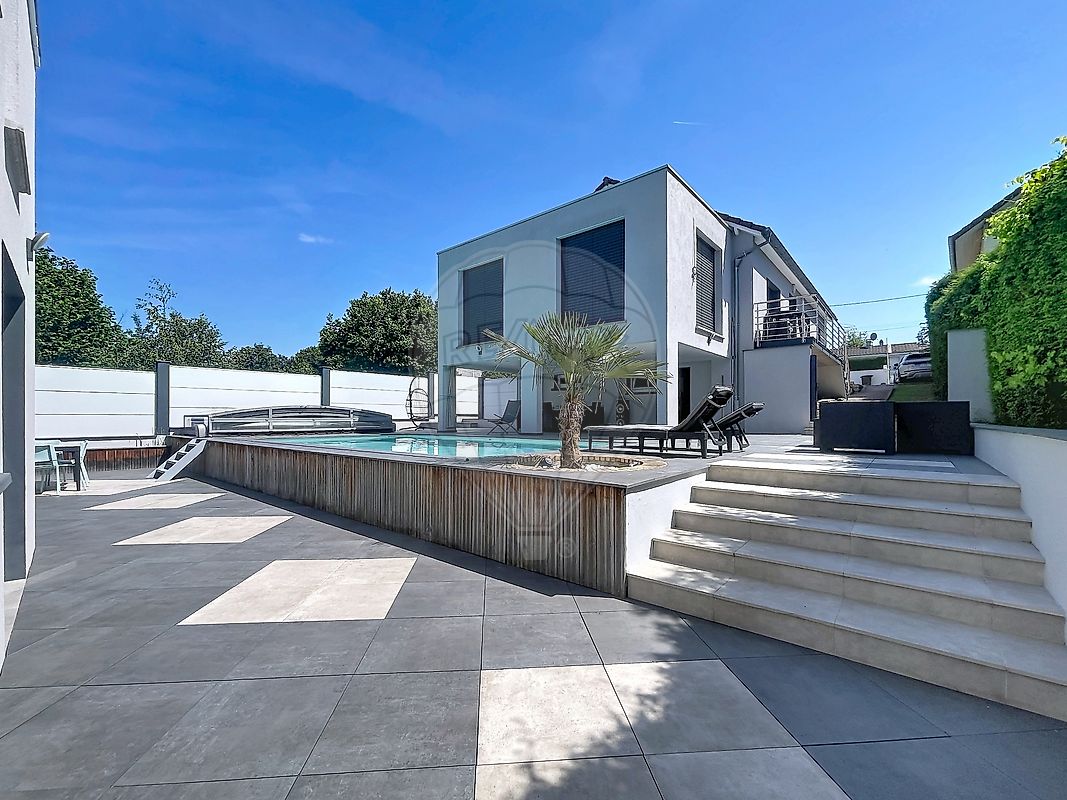 Maison 200 m² · à Bethoncourt · 200 m² · 369 000 €