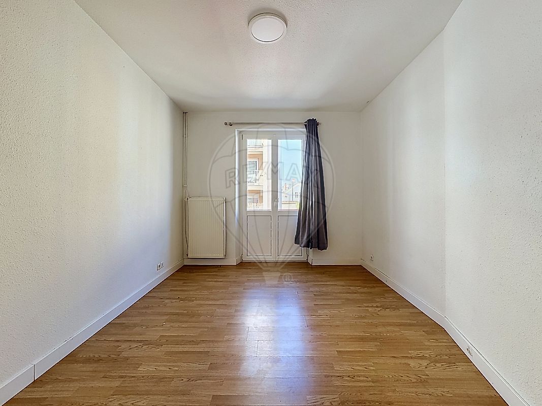 Appartement 80 m² · à Belfort · 80 m² · 77 000 €