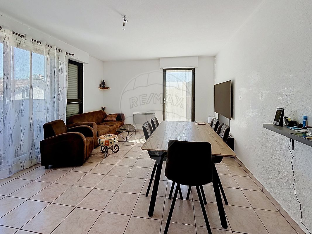 Appartement 3 pièces 63 m² · à Sainte-Suzanne · 63 m² · 595 €