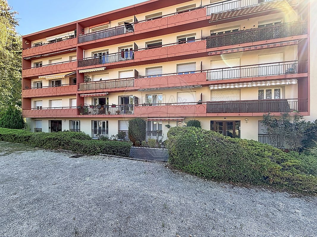 Appartement 97 m² · à Cravanche · 97 m² · 110 000 €