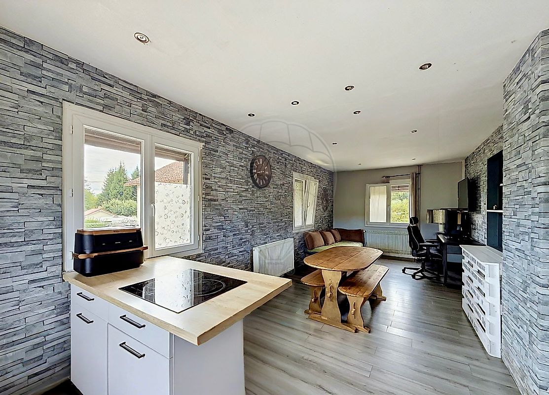 Maison 92 m² · à Joncherey · 92 m² · 170 000 €