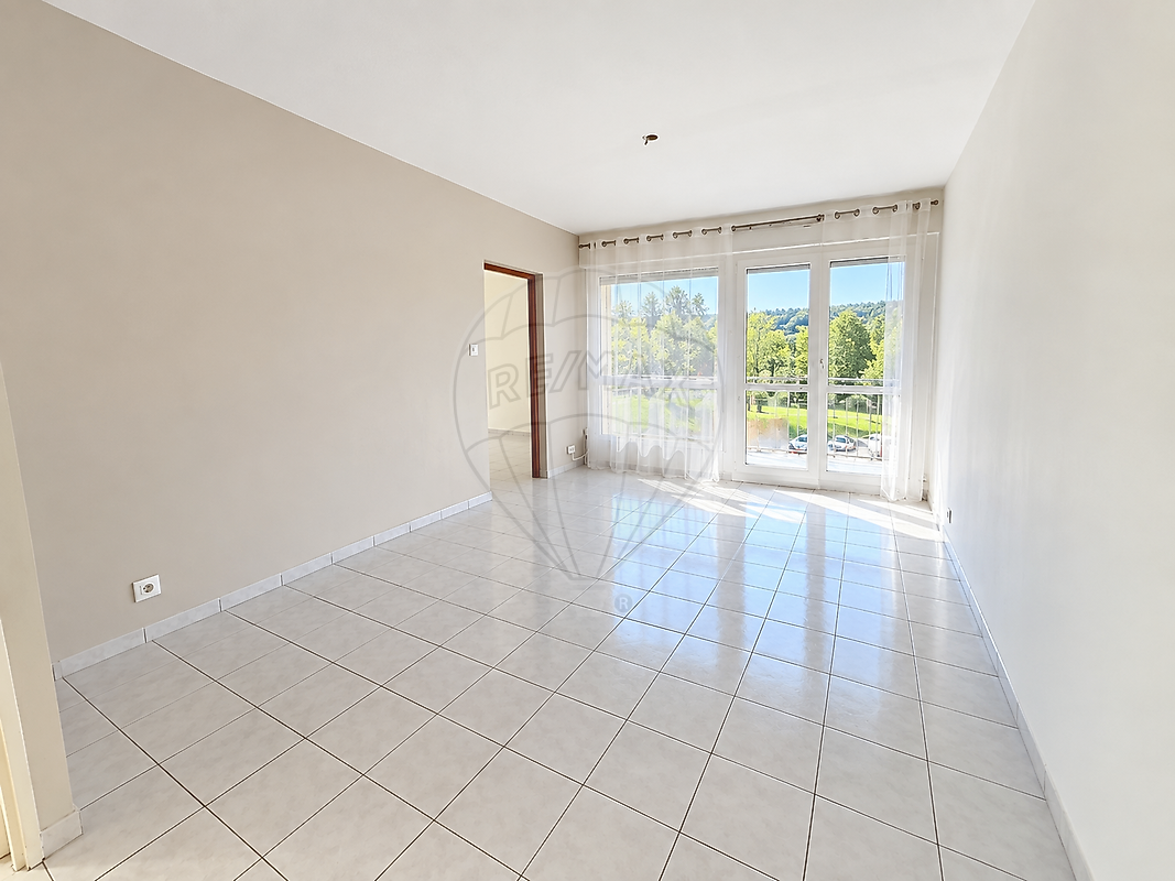 Appartement 5 pièces 81 m² · à Grand-Charmont · 81 m² · 890 €/mois