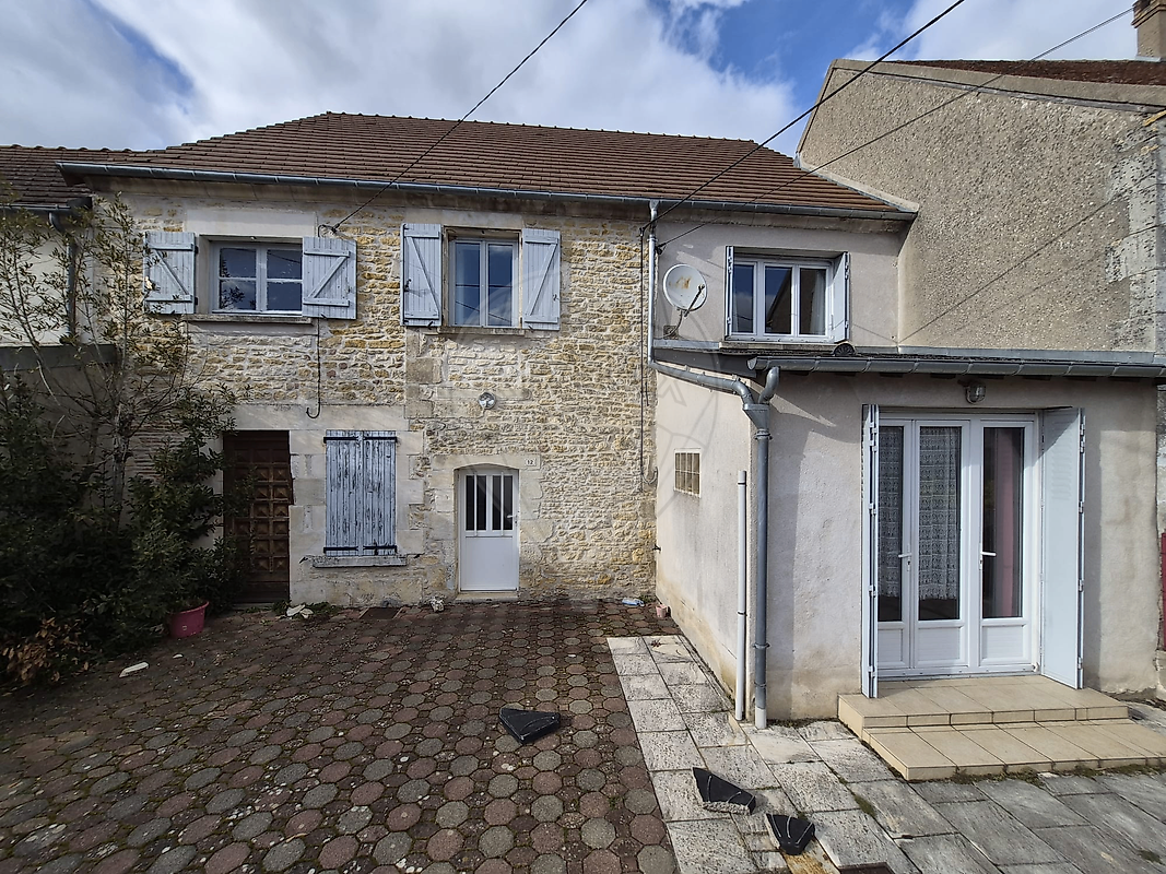Maison 5 pièces 117 m² · à Bulcy · 117 m² · 99 900 €