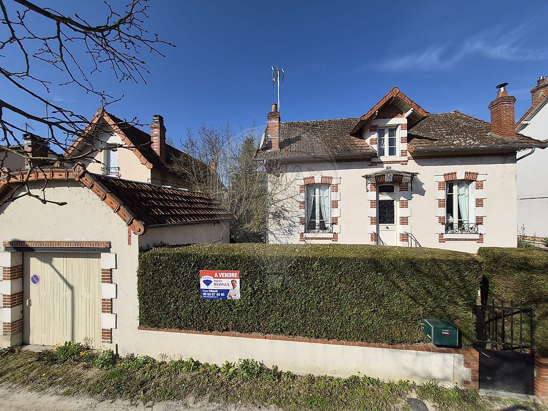 Maison 6 pièces 111 m² · à Cosne-Cours-sur-Loire · 111 m² · 149 900 €
