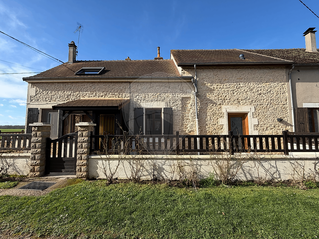 Maison 5 pièces 96 m² · à Narcy · 96 m² · 69 900 €