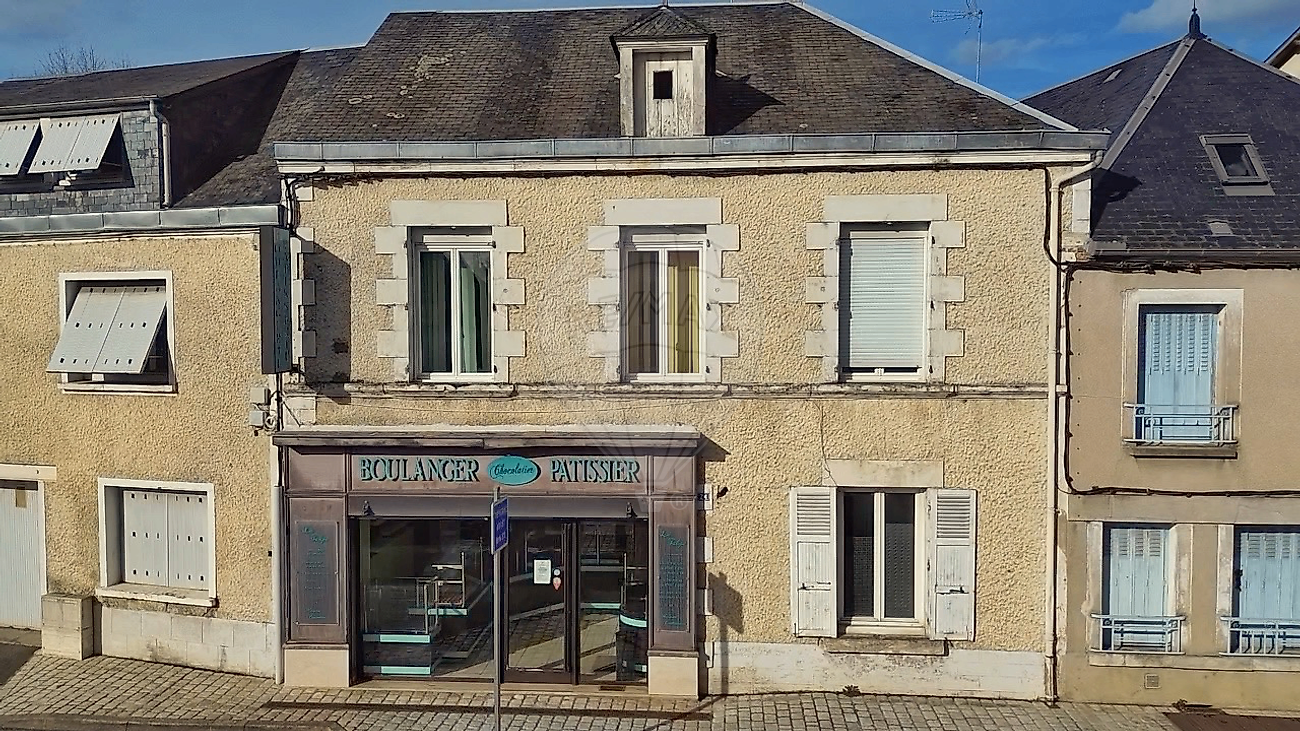 Immeuble 283 m² · à Saint-Satur · 283 m² · 139 900 €