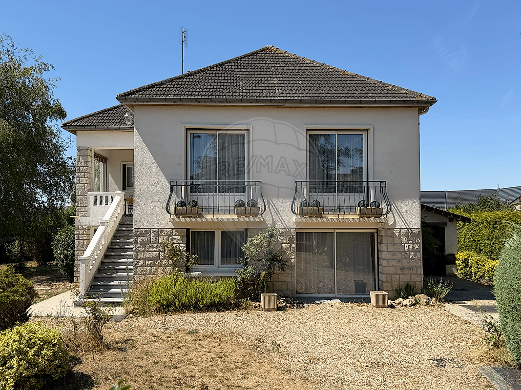 Maison 152 m² · à Bonny-sur-Loire · 152 m² · 159 900 €