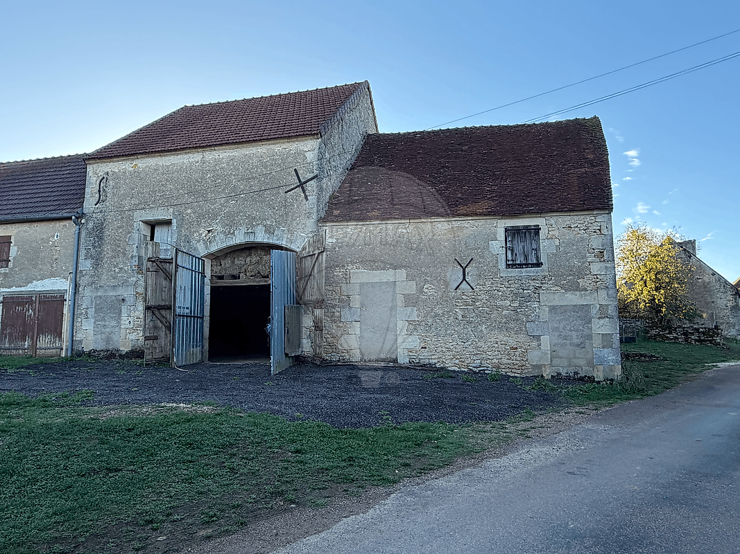 Appartement 270 m² · à Nannay · 270 m² · 16 900 €