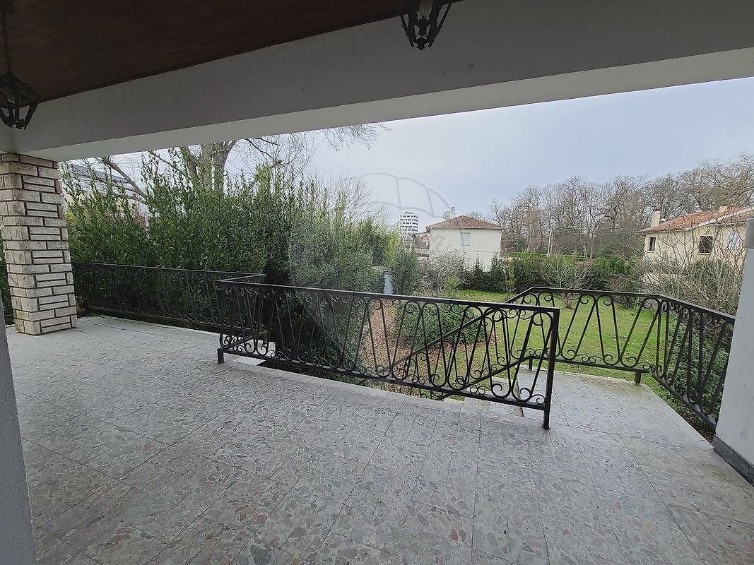 Appartement à vendre - Pessac 33600