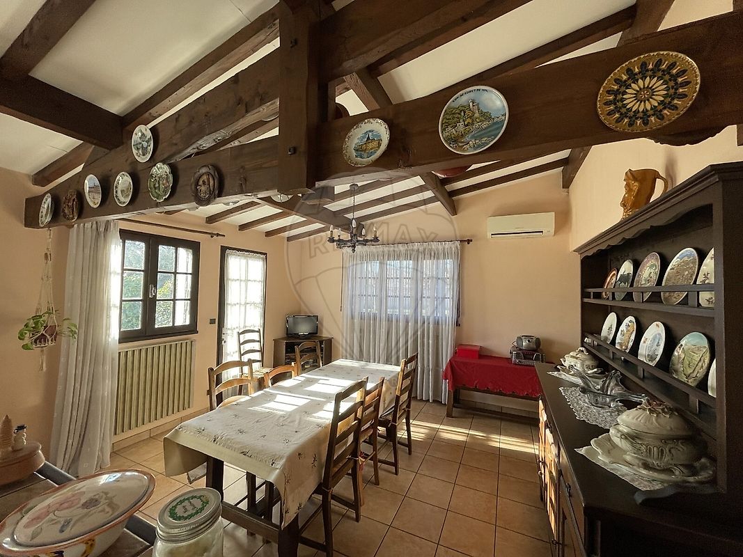 Maison à vendre , 7 pièces - Pessac 33600