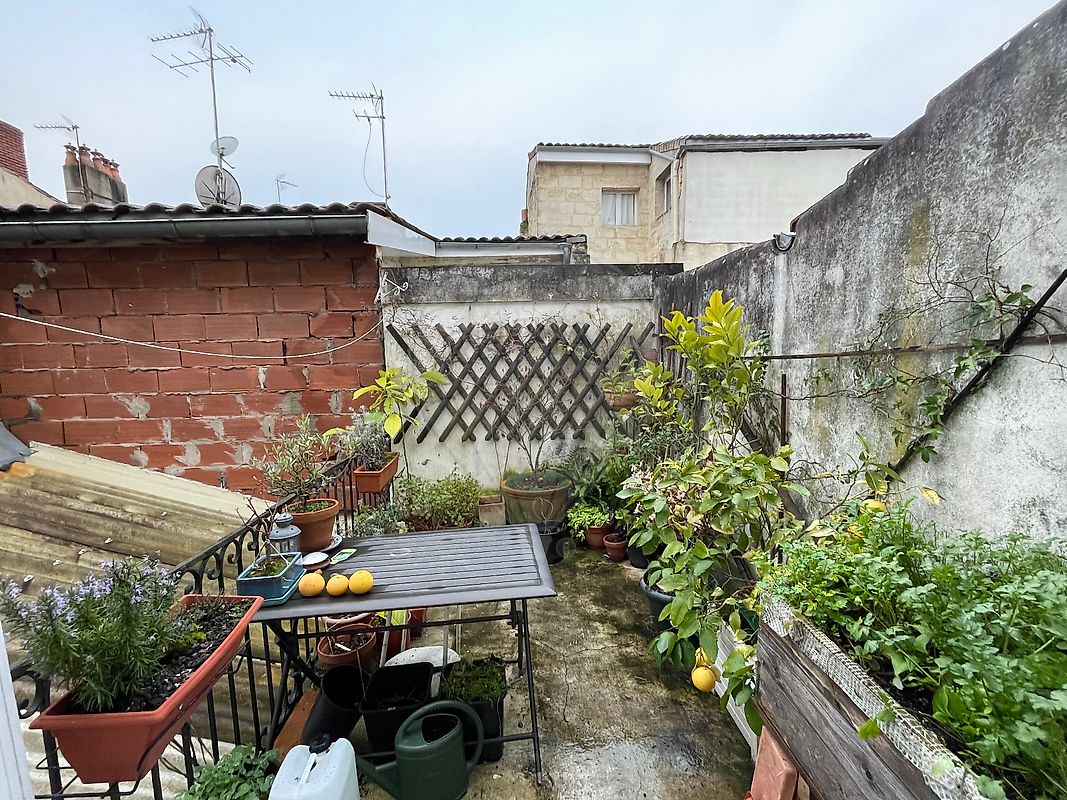 Appartement à vendre , 3 pièces - Bordeaux 33000