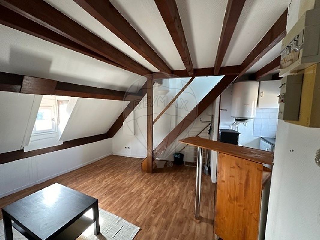 Appartement 18 m² · à Chalon-sur-Saône · 18 m² · 390 €