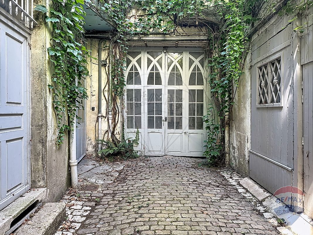 Appartement 2 pièces 150 m² · à Chalon-sur-Saône · 150 m² · 349 000 €